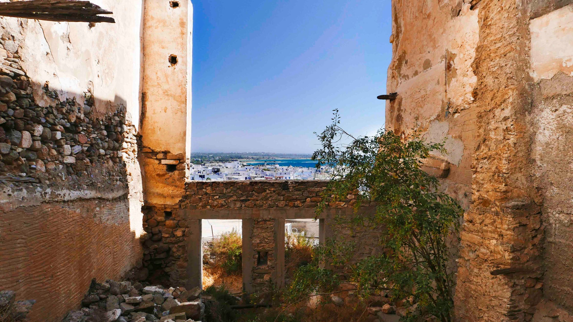 Remarkable Ruins - Artistic Transfer, LLC